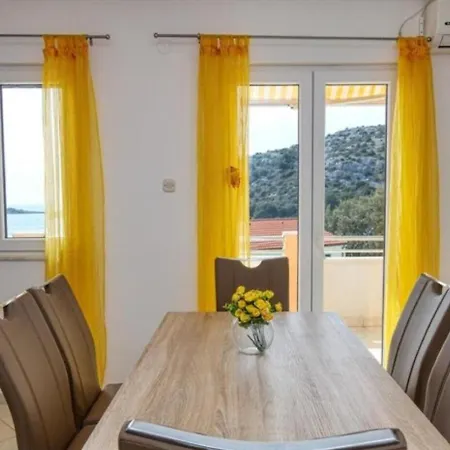 House Mirka Casa de Férias