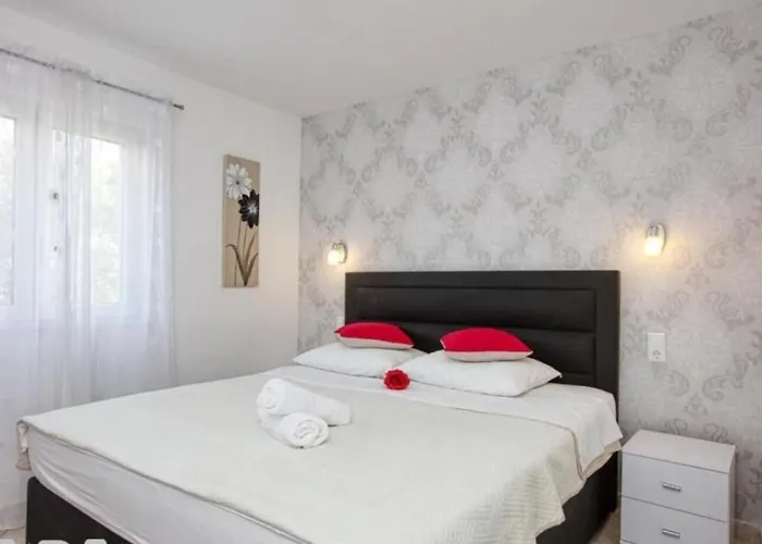 Vakantiehuis House Mirka *